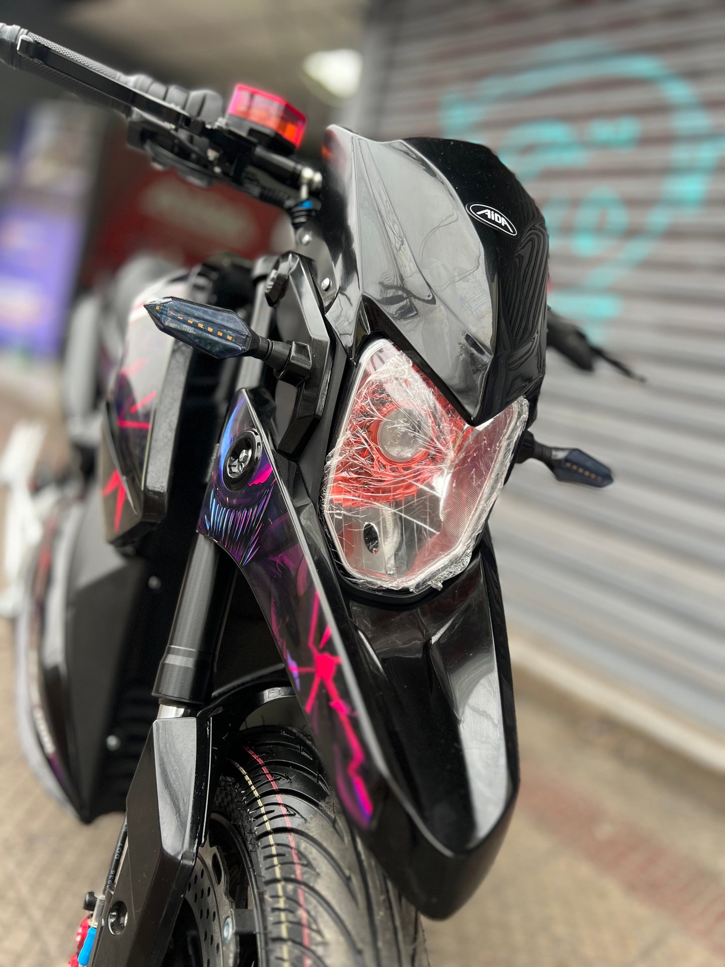 MOTO ELÉCTRICA MODELO VENOM